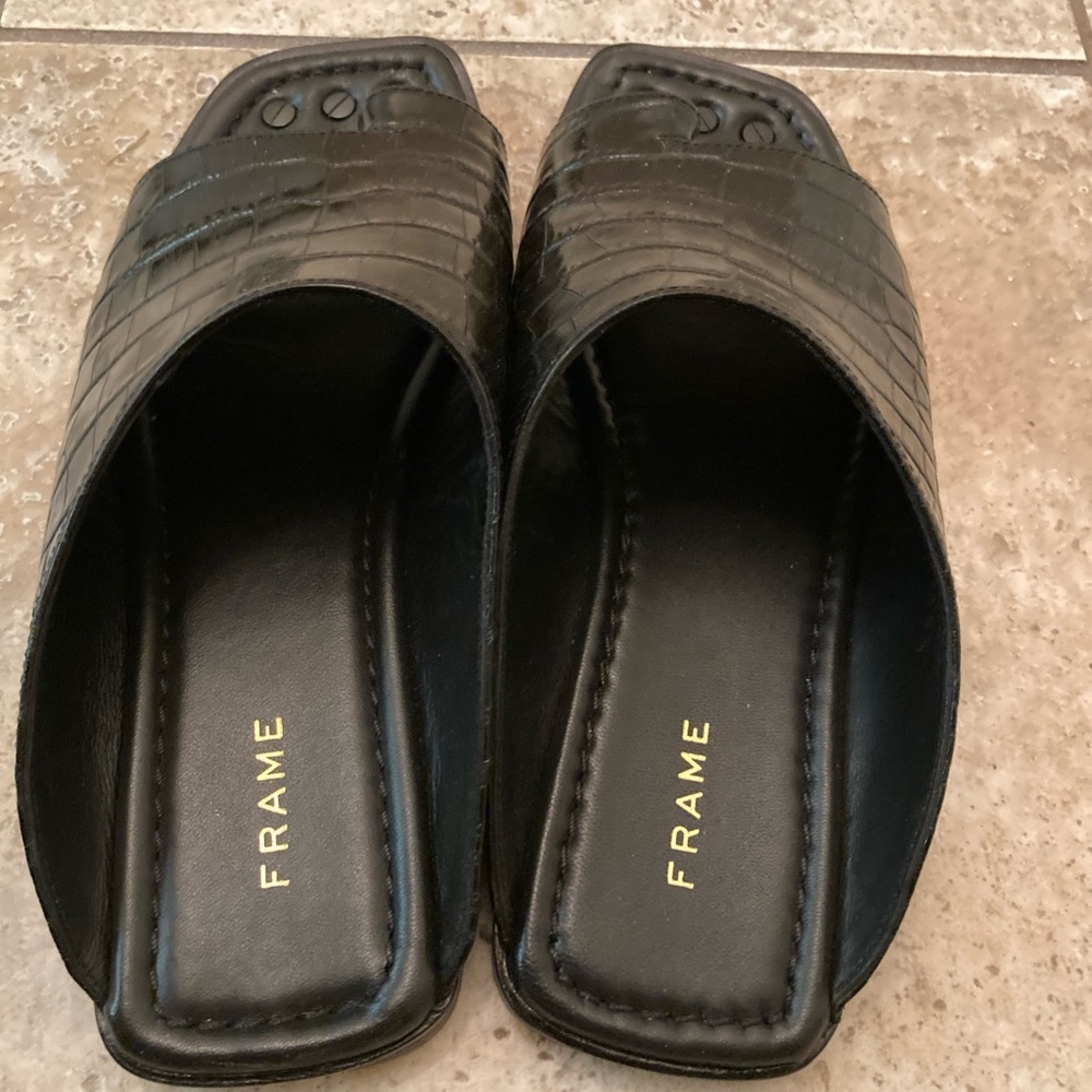 Frame shoes !